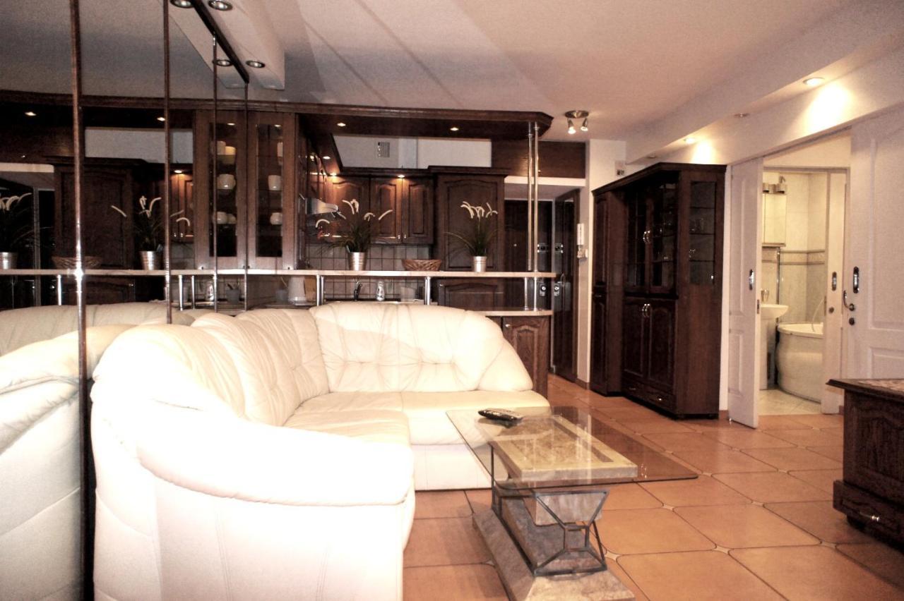 Bonapartments Warsawa Bagian luar foto